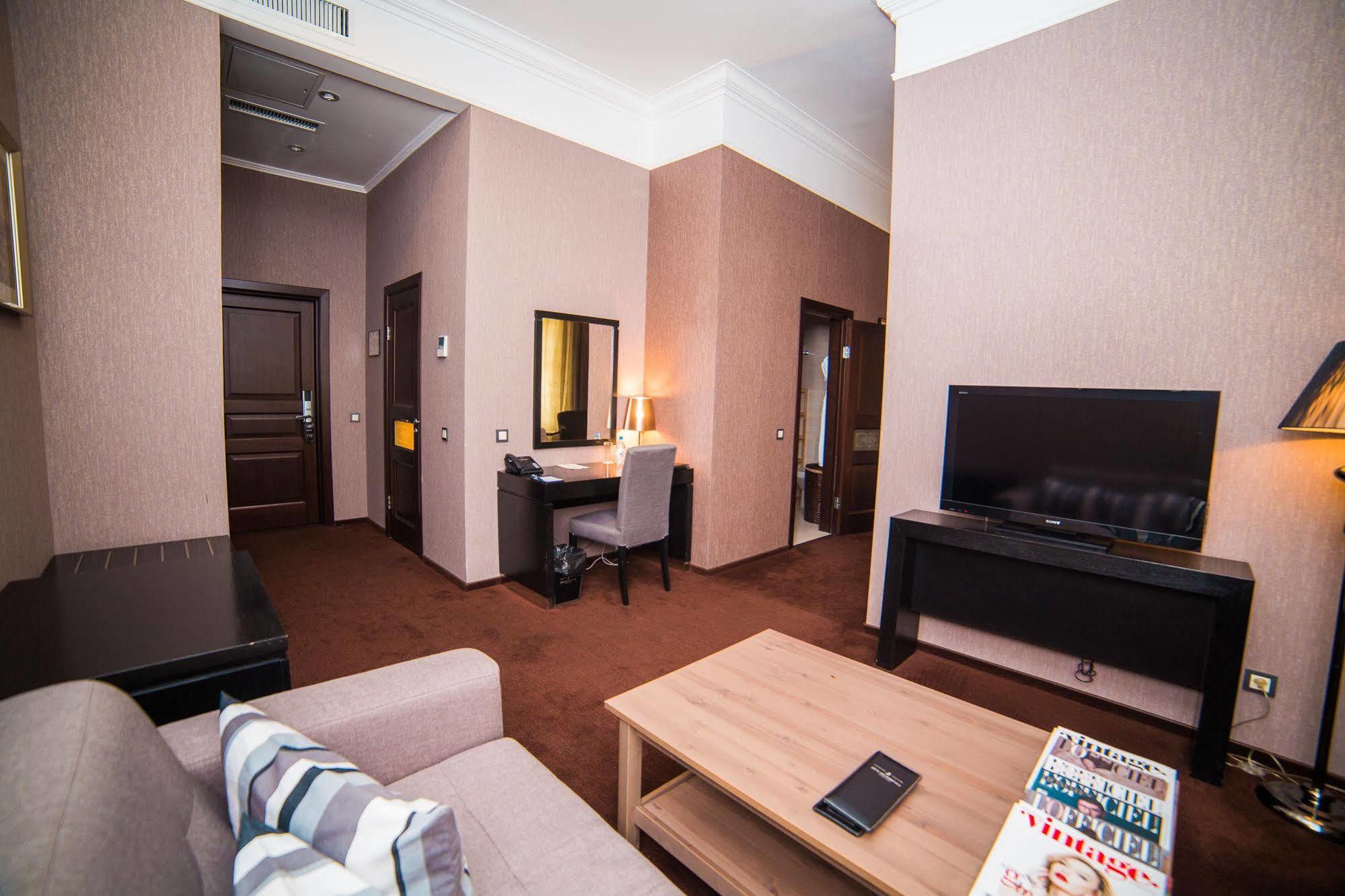 Jelsomino Boutique Hotel 阿斯坦纳 外观 照片