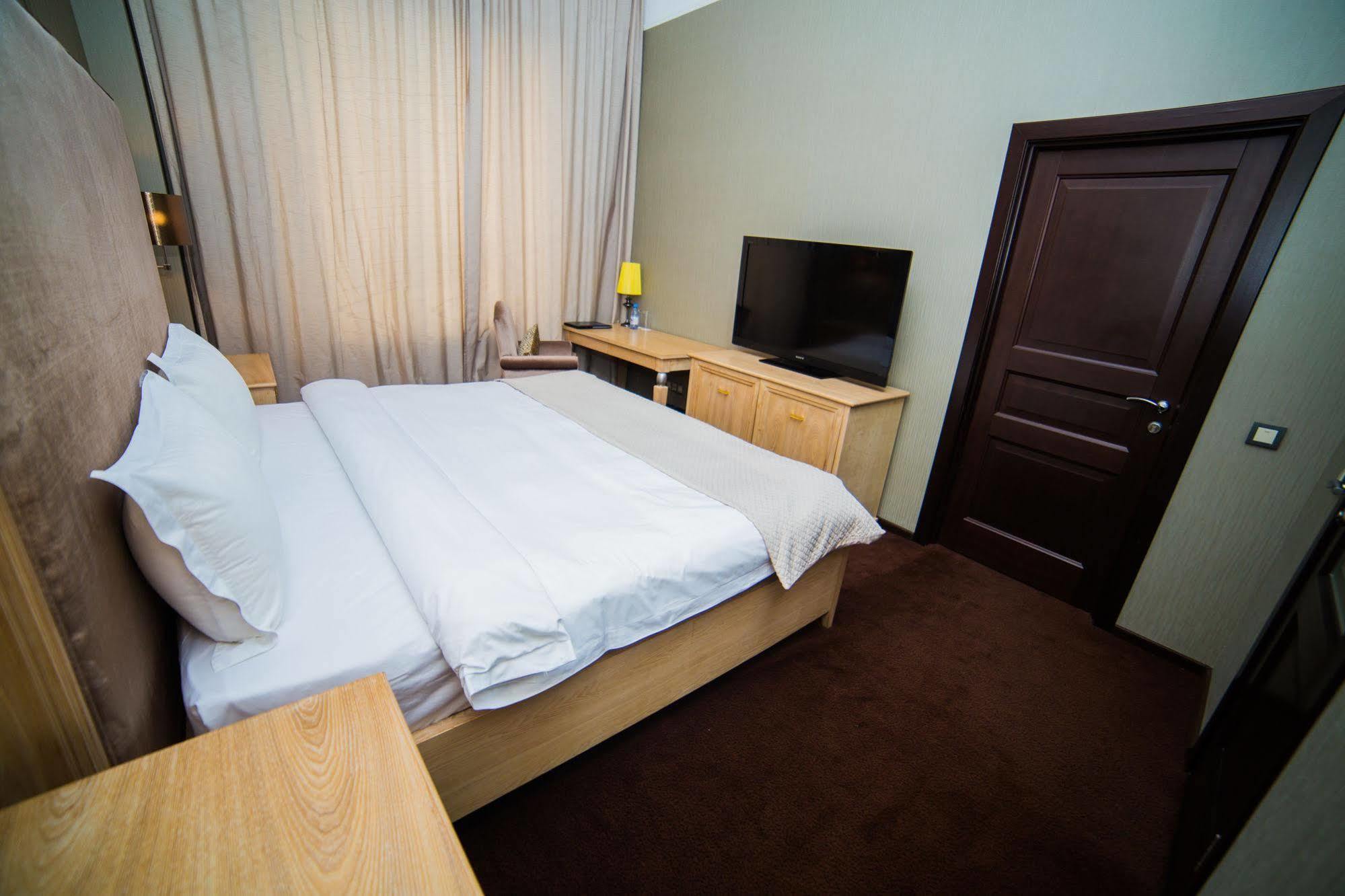 Jelsomino Boutique Hotel 阿斯坦纳 外观 照片
