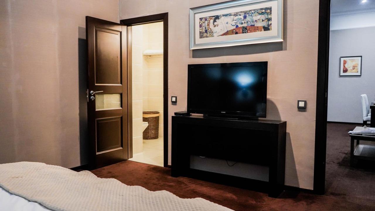 Jelsomino Boutique Hotel 阿斯坦纳 外观 照片