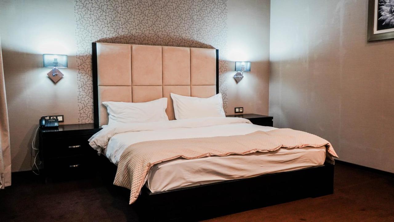 Jelsomino Boutique Hotel 阿斯坦纳 外观 照片