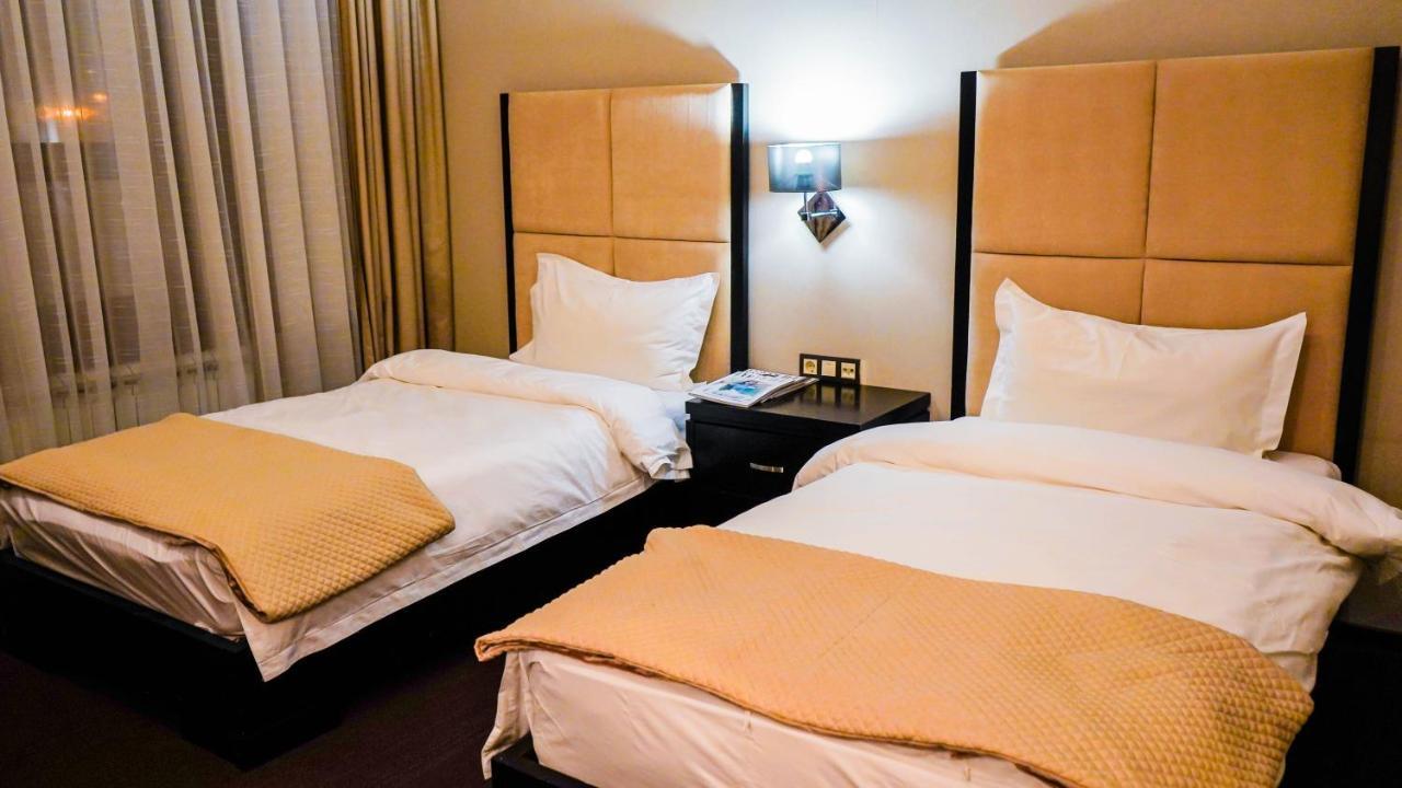 Jelsomino Boutique Hotel 阿斯坦纳 外观 照片