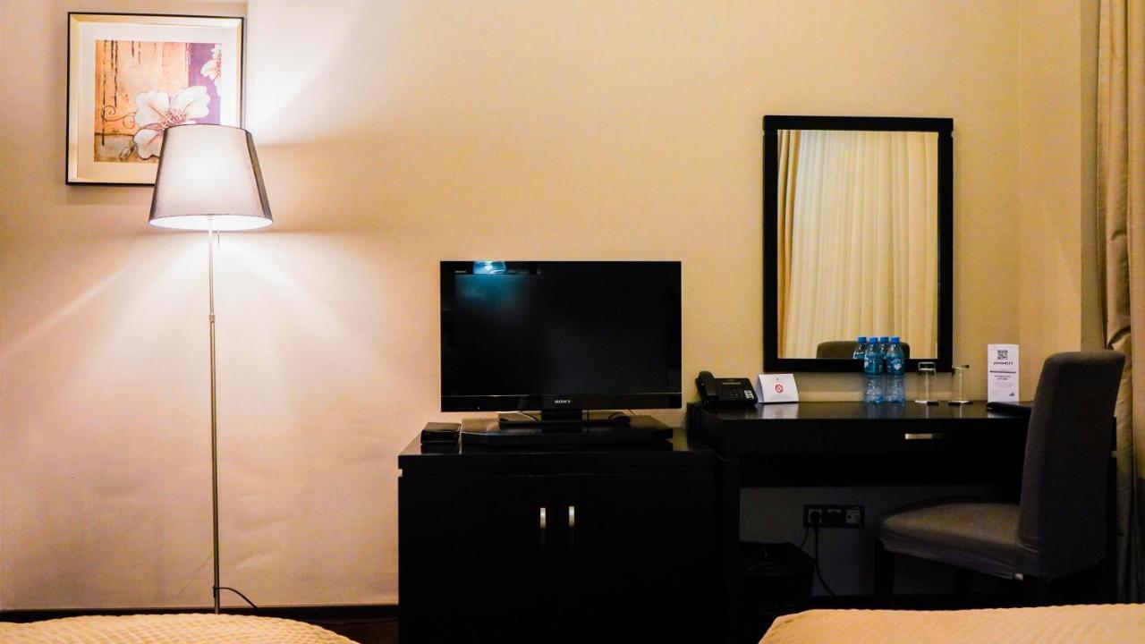 Jelsomino Boutique Hotel 阿斯坦纳 外观 照片